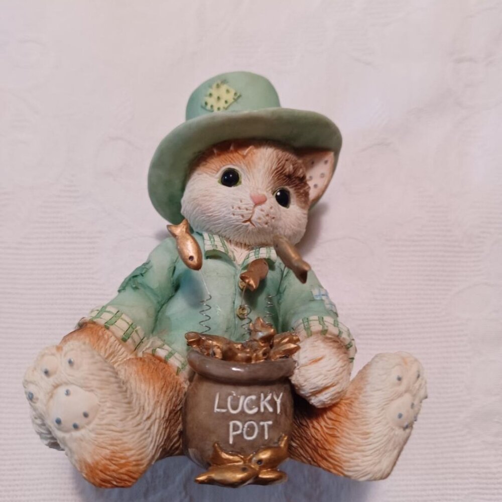 Enesco Calico  Kitten "Fishin' For Good Luck" figurine